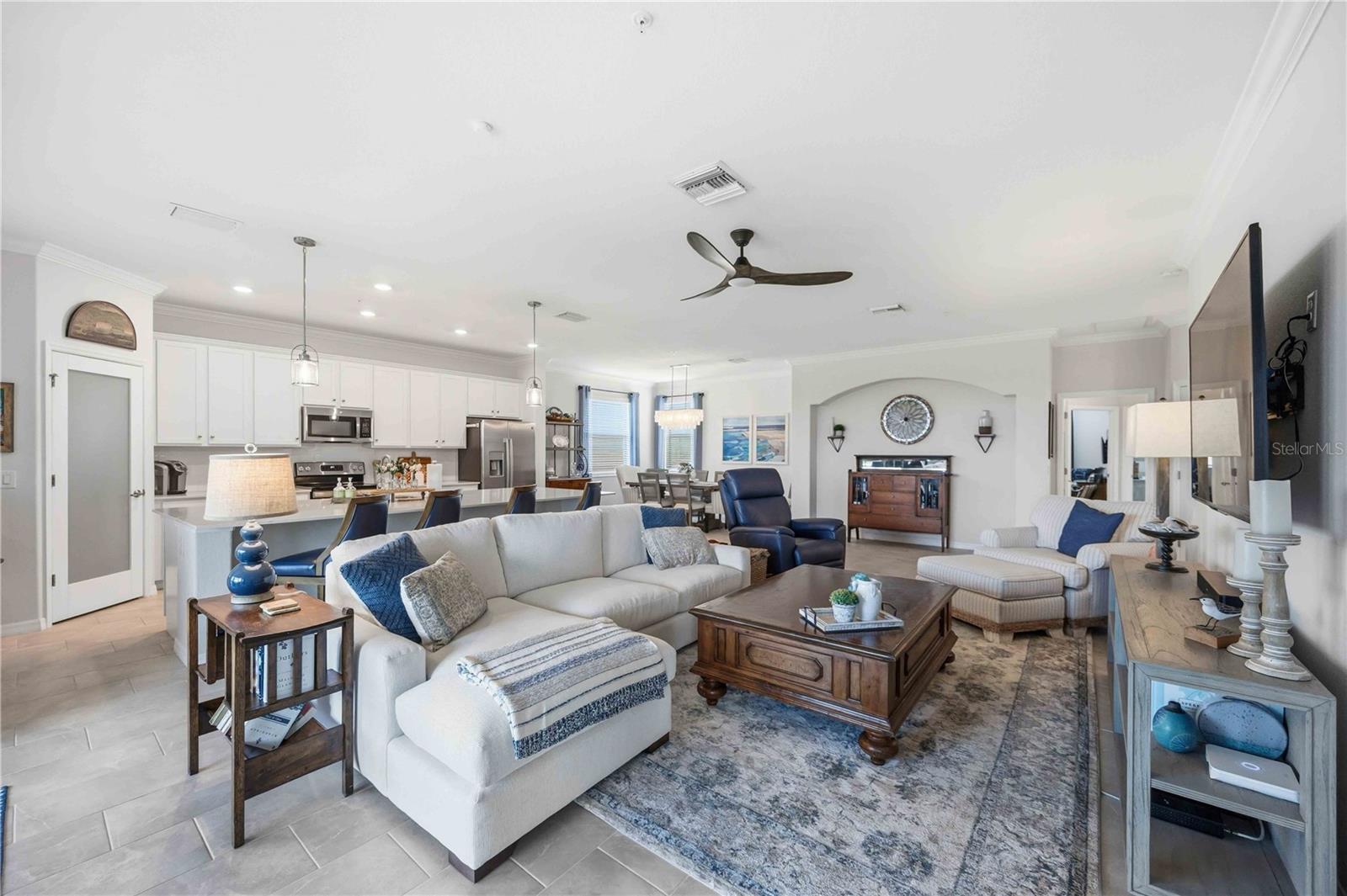 10821 TARFLOWER DR #202 — photo 17