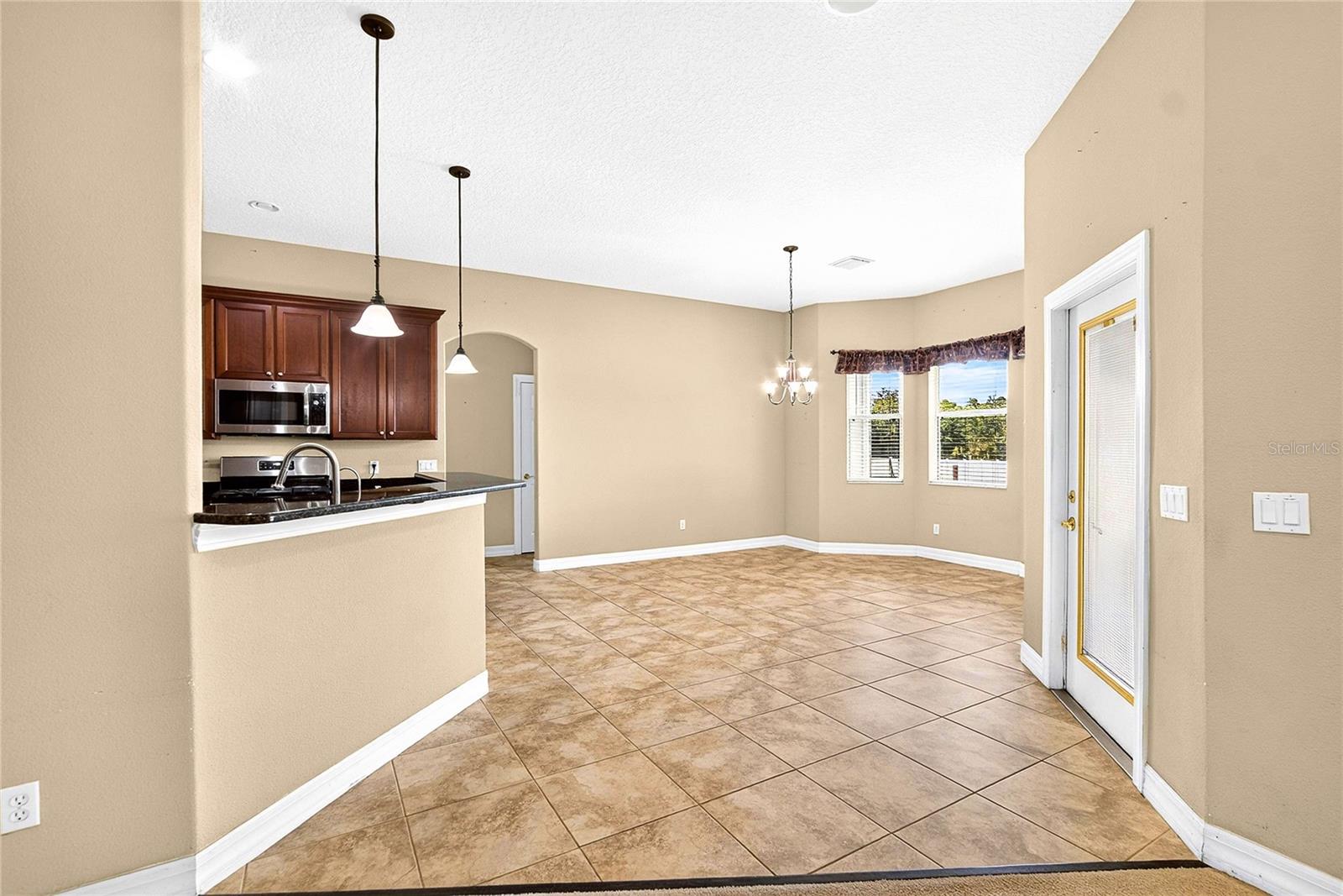 13975 MCINTOSH RD — photo 22
