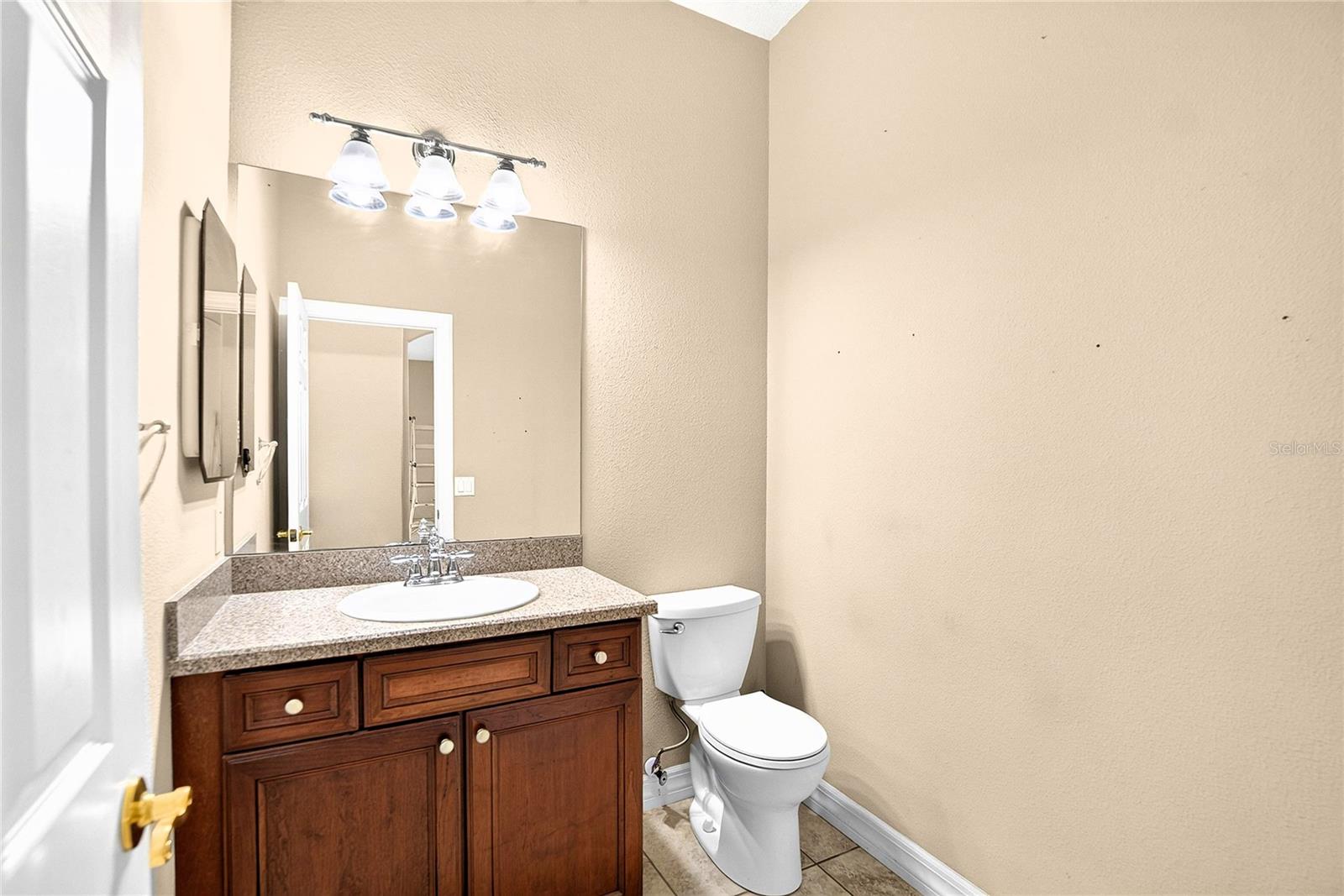 13975 MCINTOSH RD — photo 37