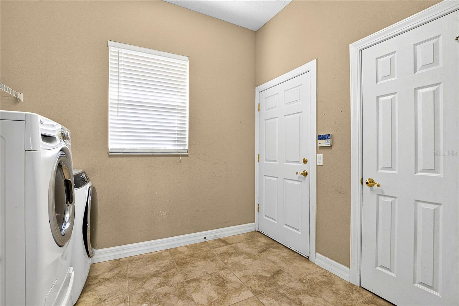 13975 MCINTOSH RD — photo 47