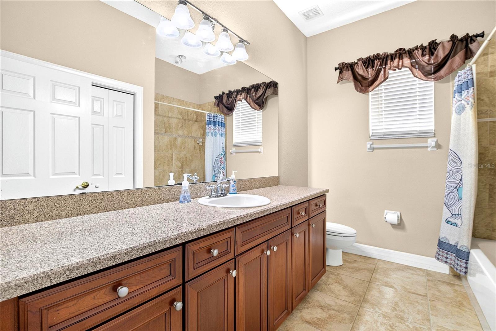 13975 MCINTOSH RD — photo 43