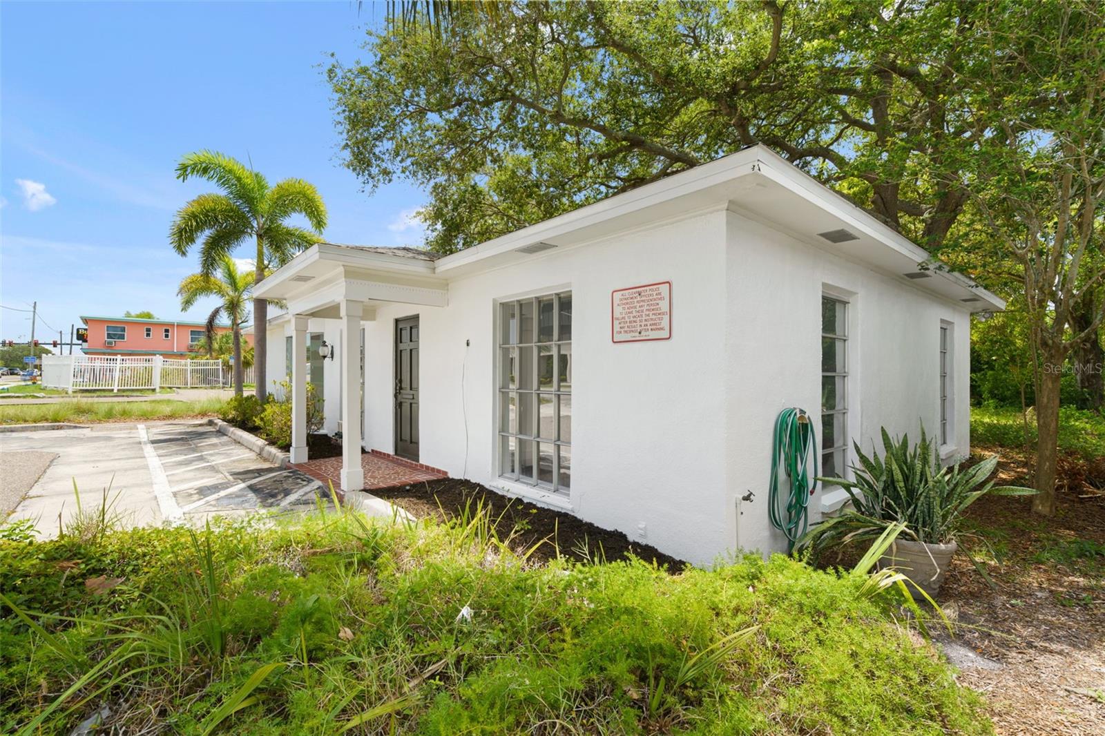 1455 COURT ST — photo 3