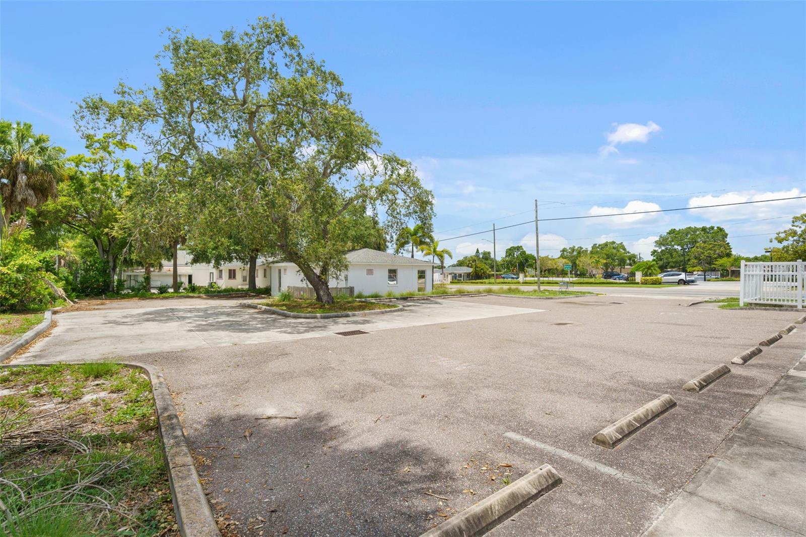 1455 COURT ST — photo 27