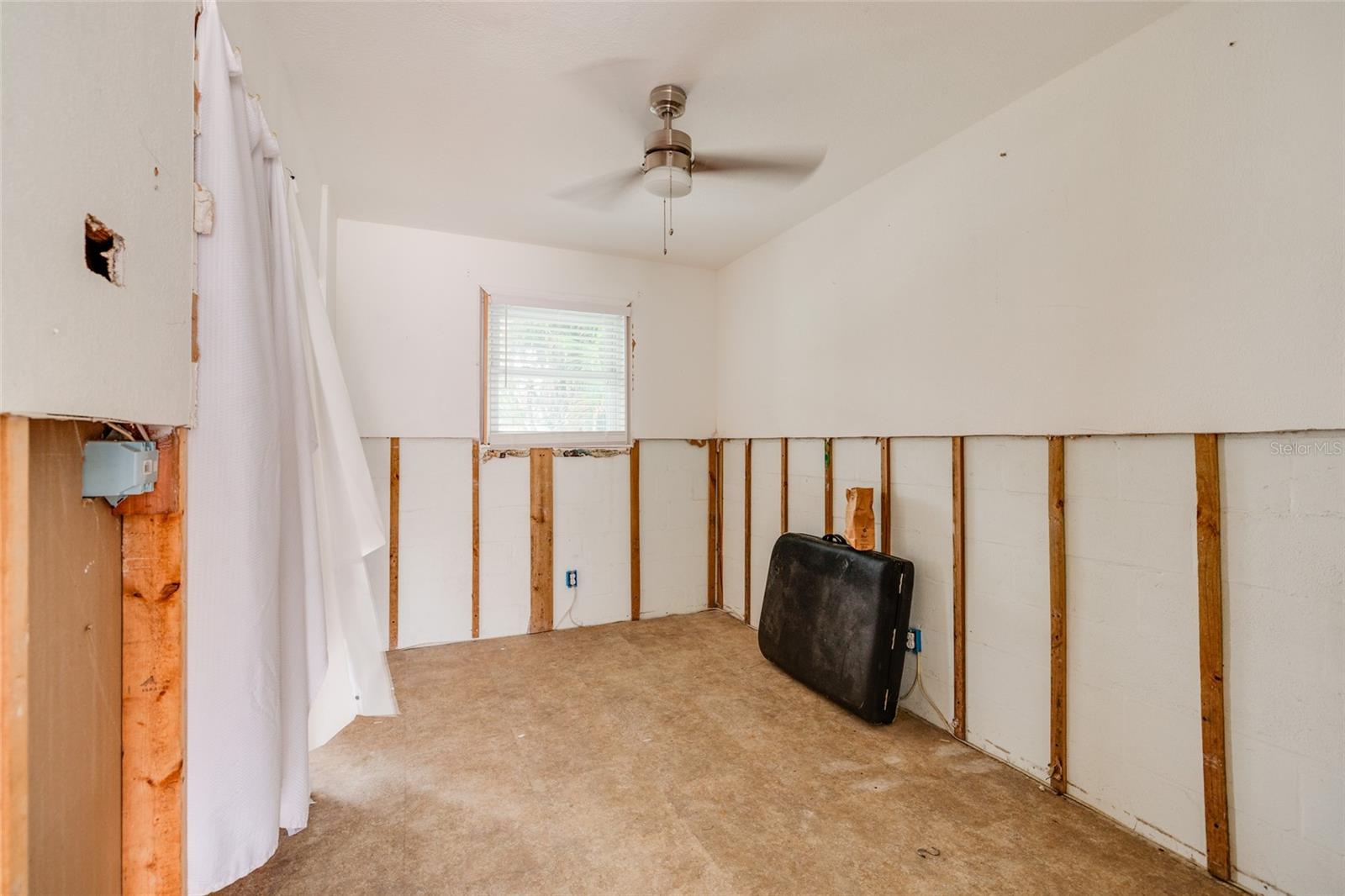 136 175TH TERRACE DR E — photo 17