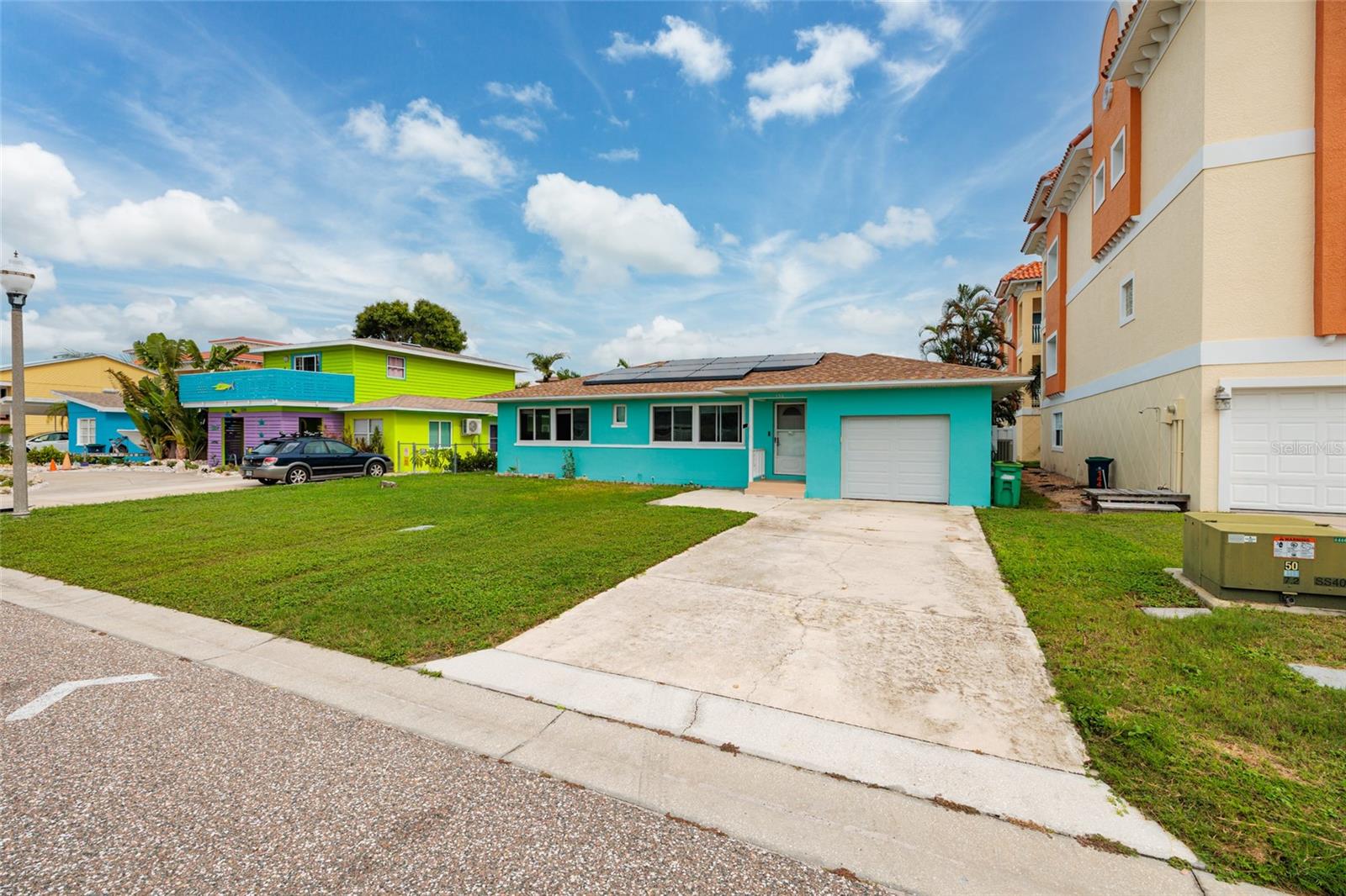 136 175TH TERRACE DR E — photo 5