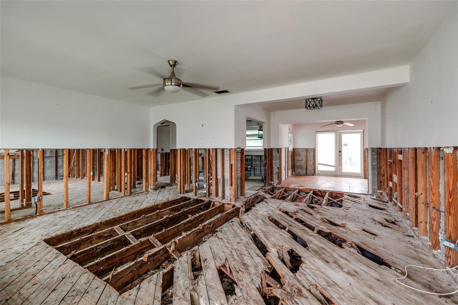 136 175TH TERRACE DR E — photo 11