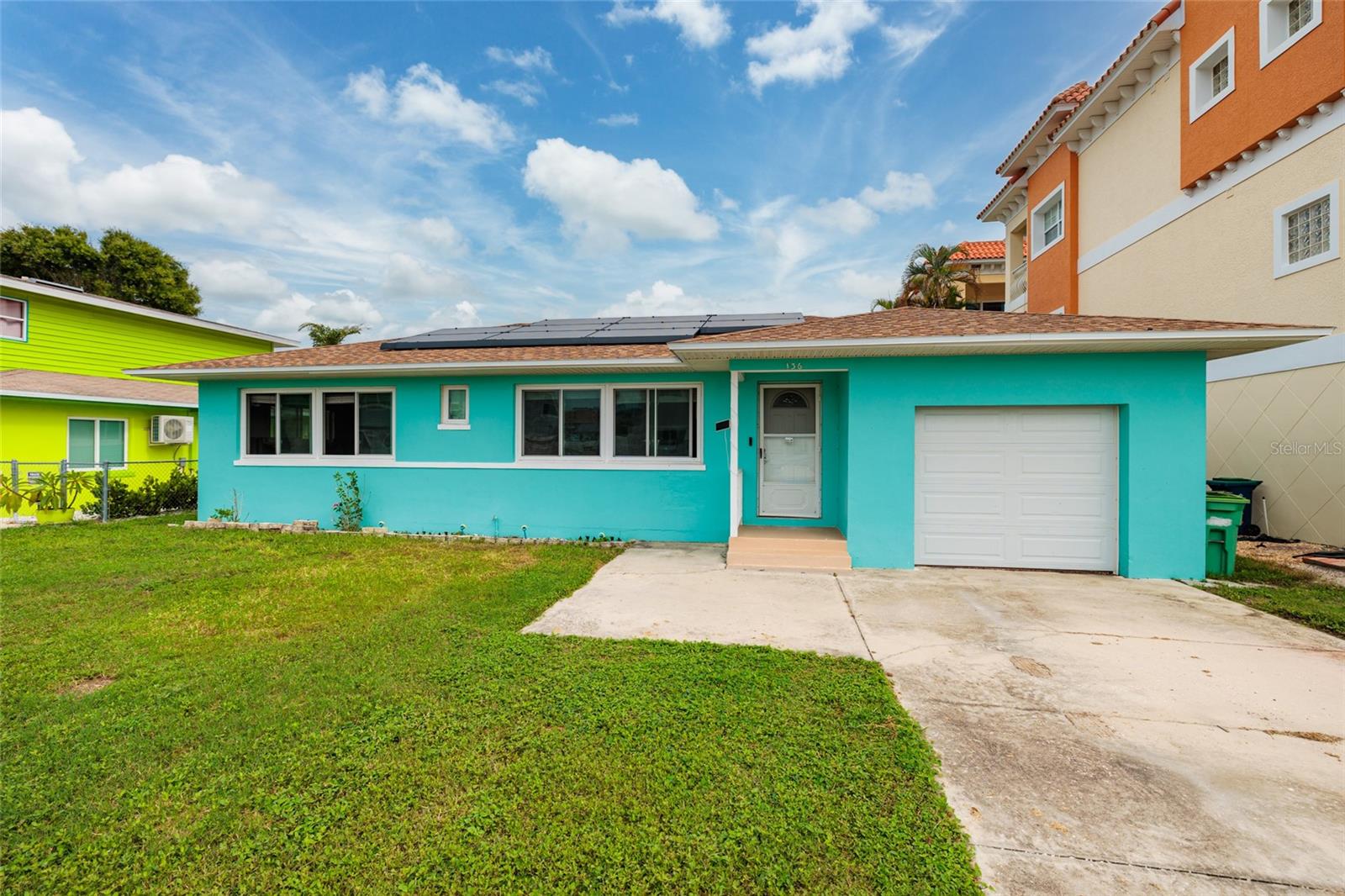 136 175TH TERRACE DR E — photo 3