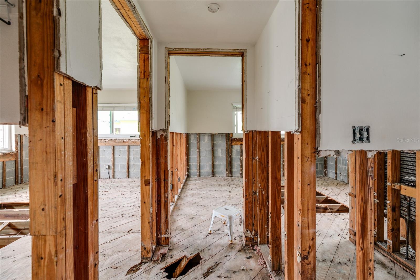 136 175TH TERRACE DR E — photo 14