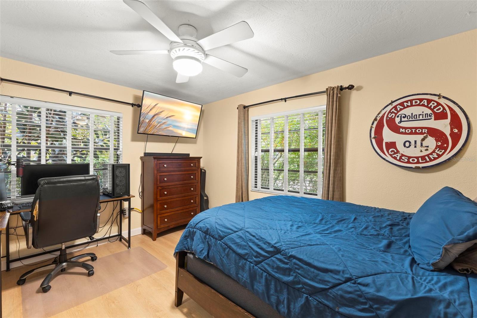 93 S CANAL DR — photo 35