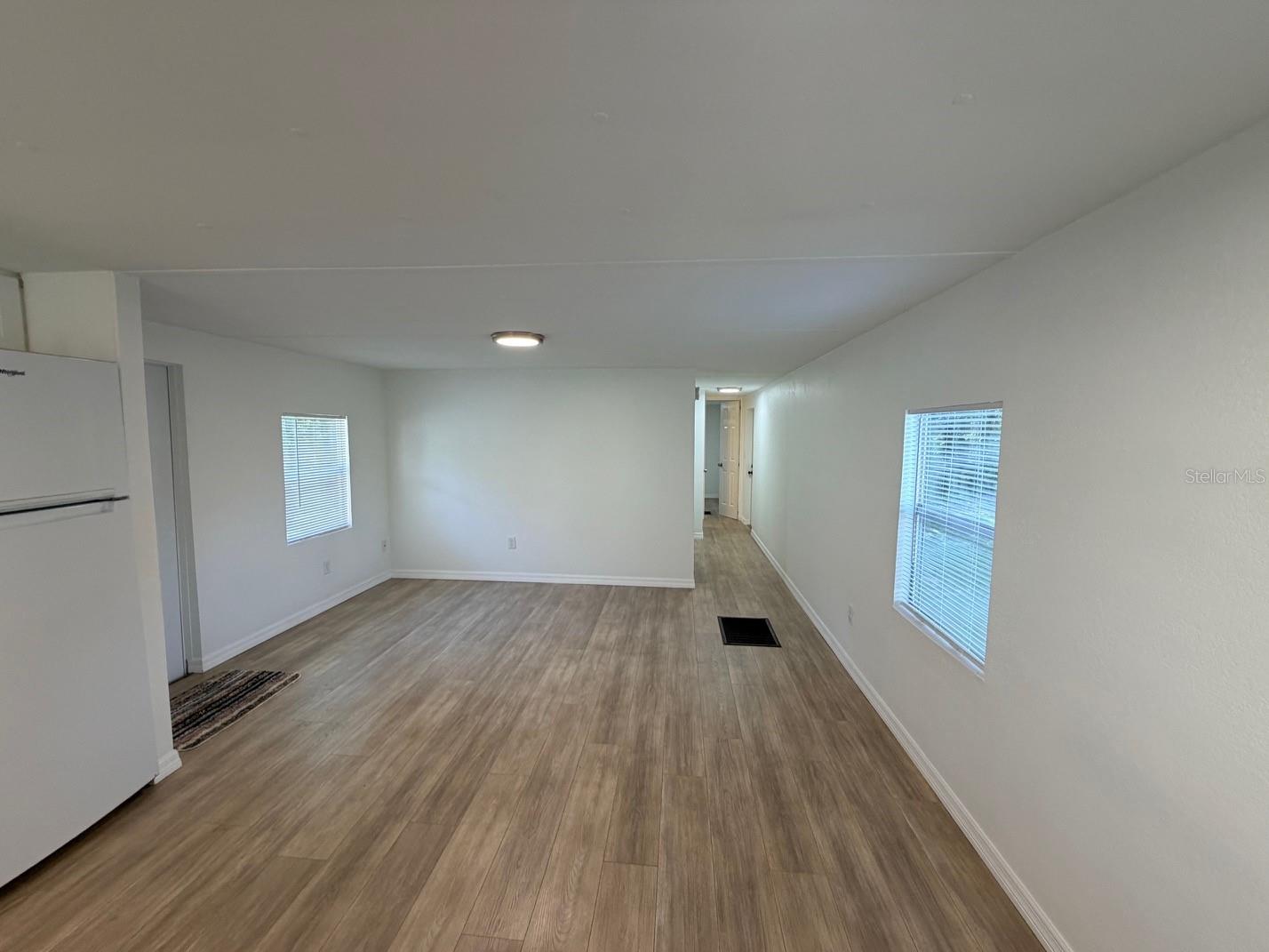 6811 ROCHELLE AVE #7 — photo 9