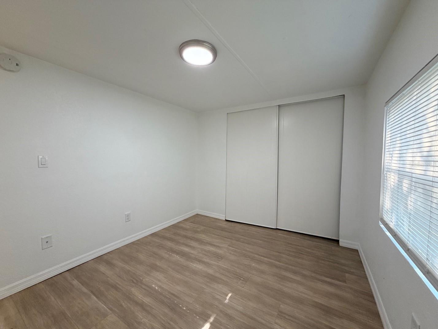6811 ROCHELLE AVE #7 — photo 11