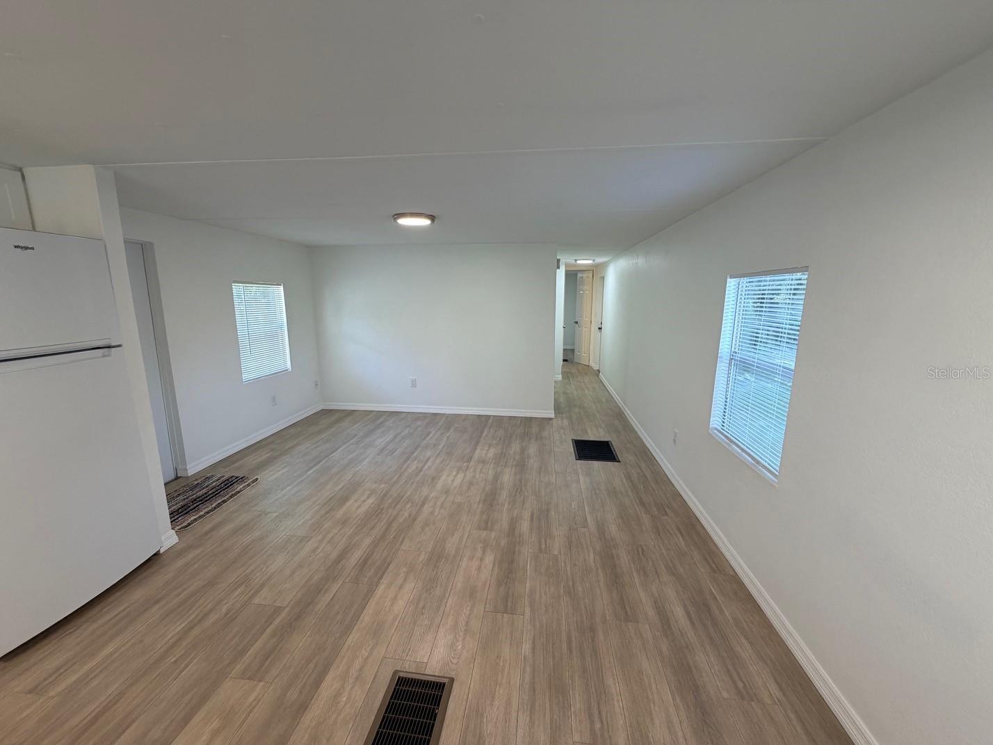 6811 ROCHELLE AVE #7 — photo 8