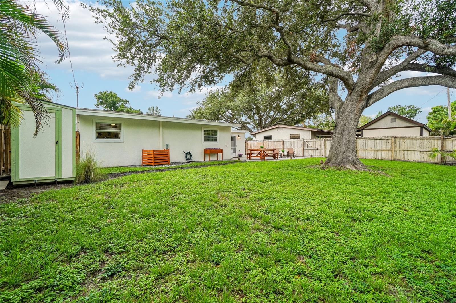 4703 W WALLACE AVE — photo 36