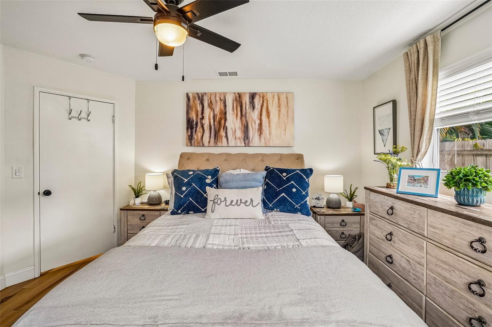 4703 W WALLACE AVE — photo 31