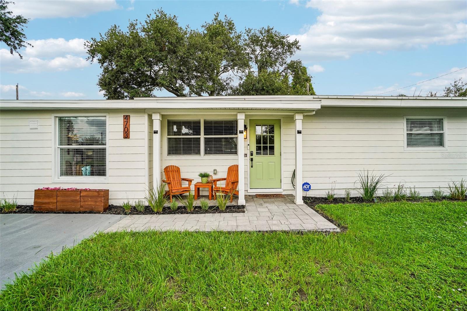 4703 W WALLACE AVE — photo 41