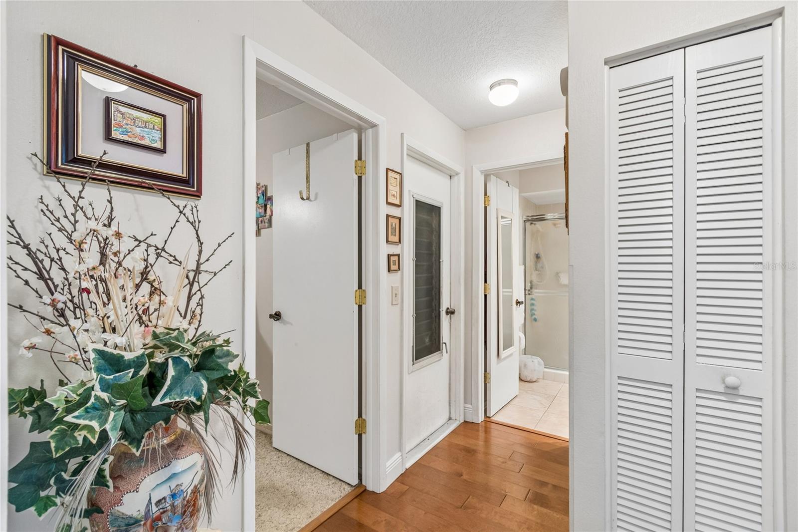 11512 VERSAILLES LN #11512 — photo 28