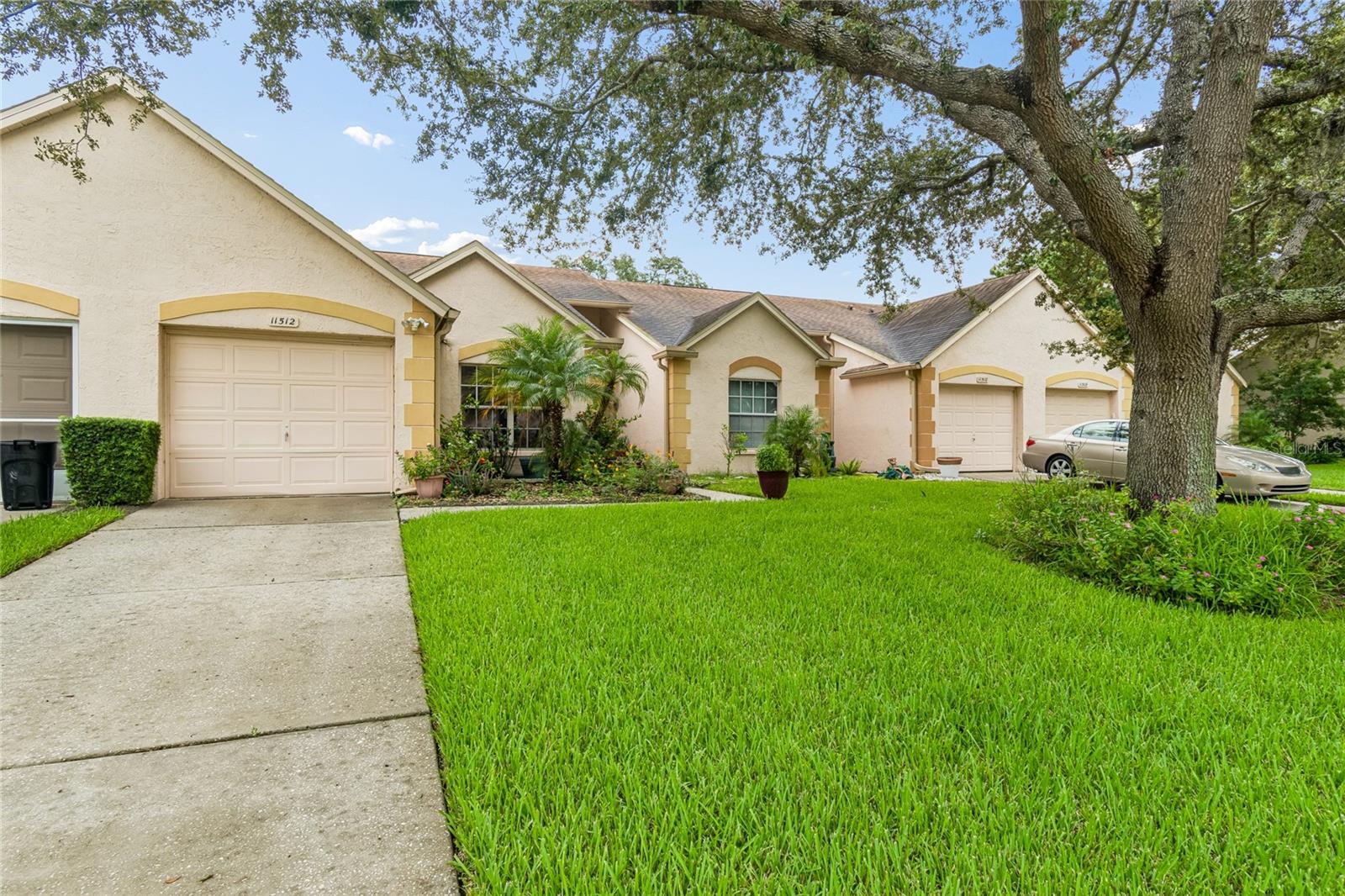 11512 VERSAILLES LN #11512 — photo 4