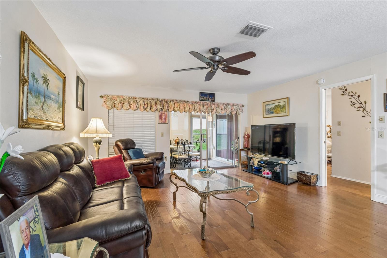 11512 VERSAILLES LN #11512 — photo 16