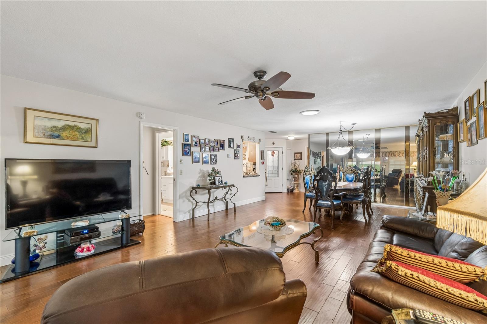11512 VERSAILLES LN #11512 — photo 19