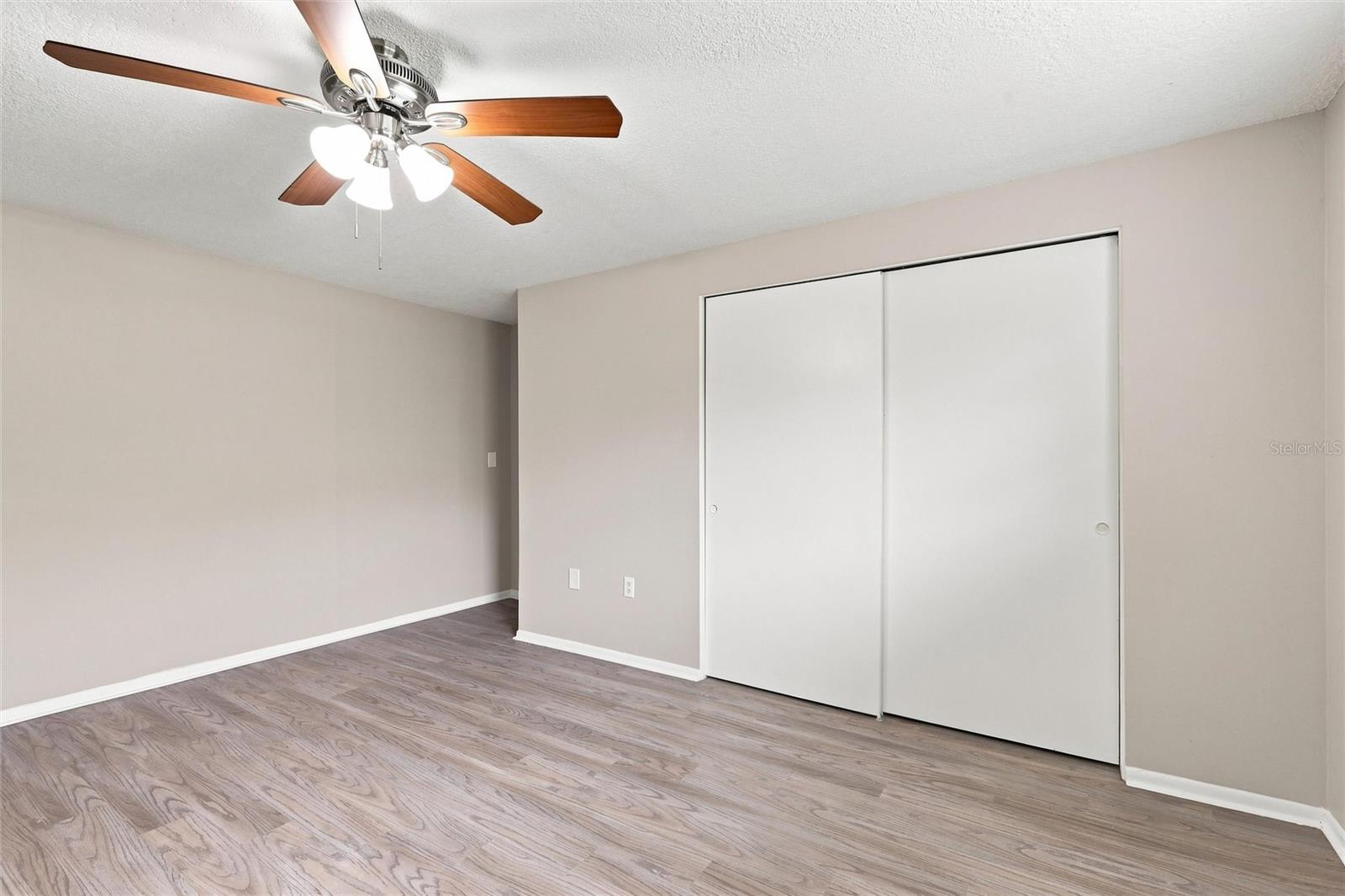 131 DEGAS DR — photo 28