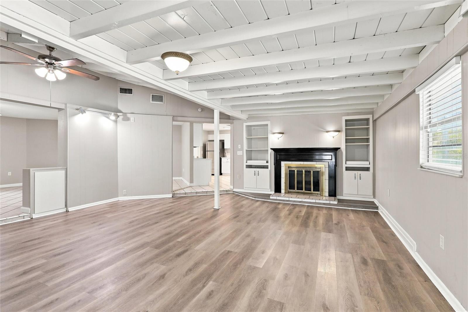 131 DEGAS DR — photo 3