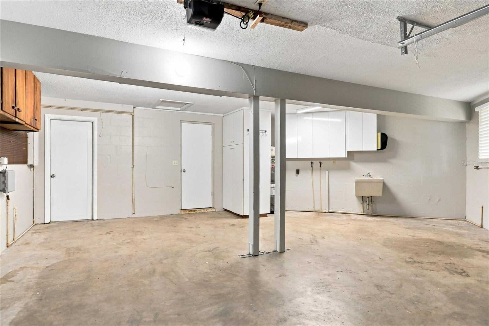 131 DEGAS DR — photo 34