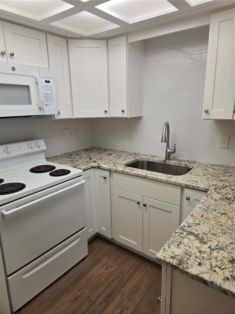 1320 MORELAND DR #24 — photo 13