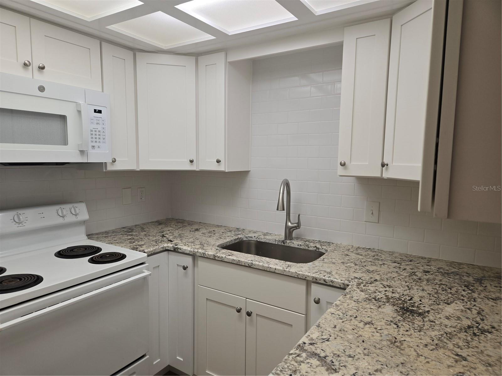 1320 MORELAND DR #24 — photo 11