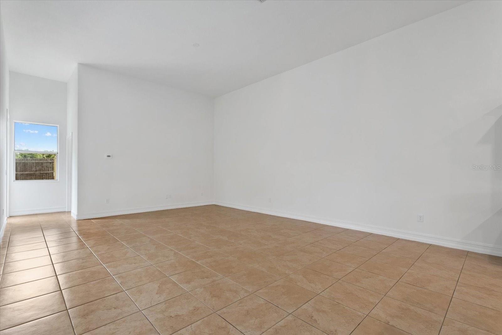 7595 TRILLIUM BLVD — photo 19