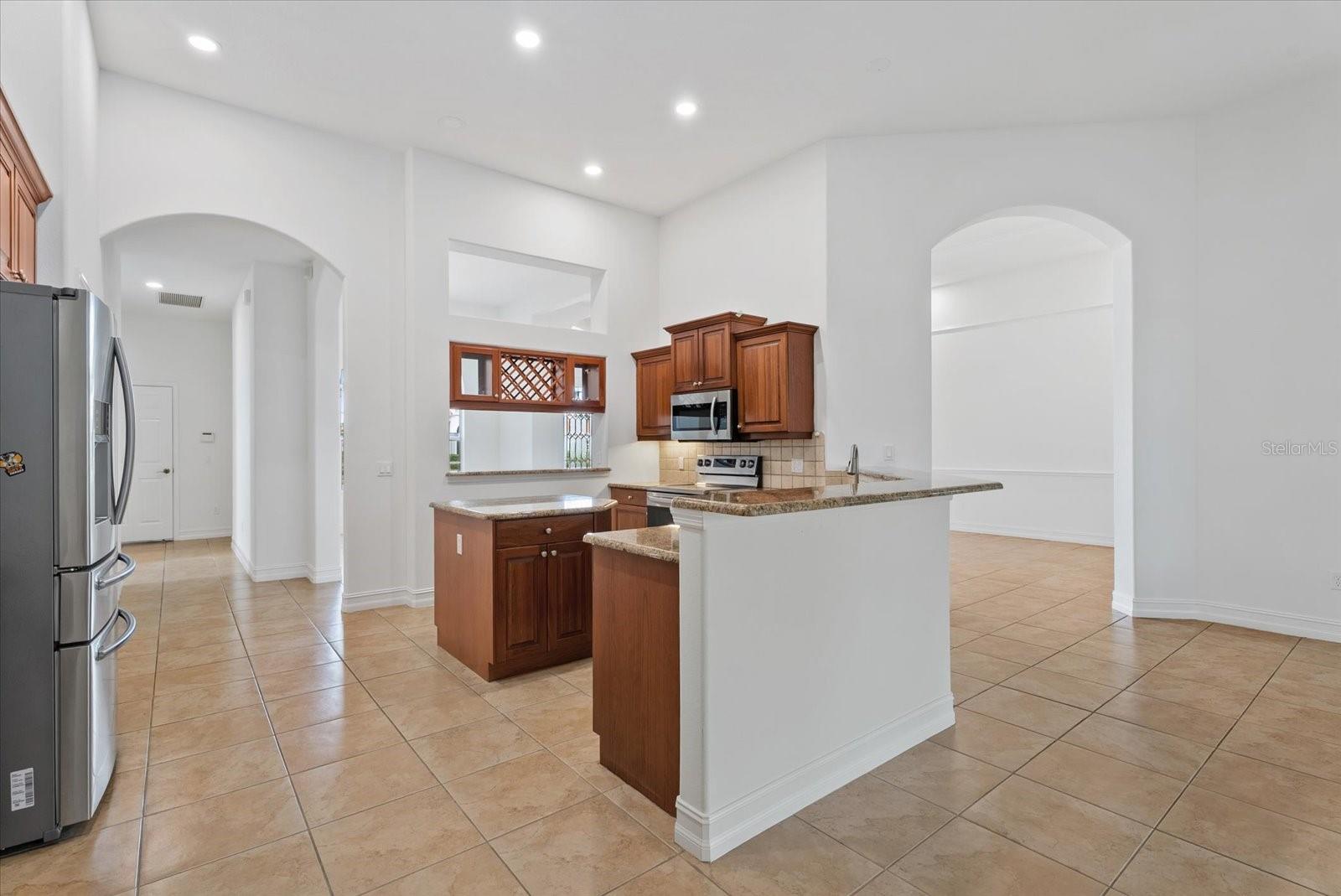 7595 TRILLIUM BLVD — photo 13