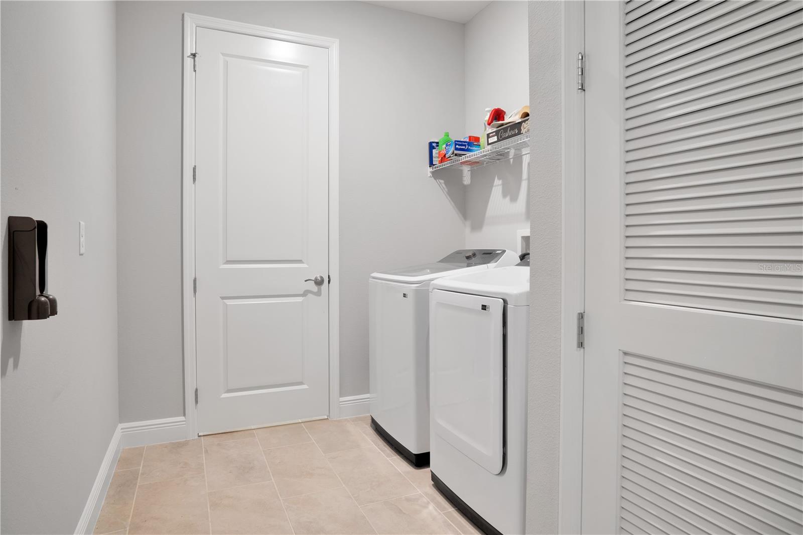 23278 SCAGLIONE DR — photo 34