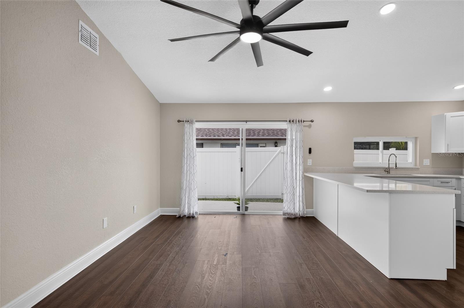 5408 MARLWOOD CT — photo 5