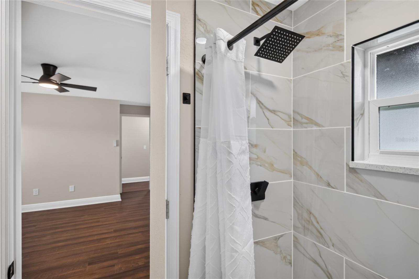 5408 MARLWOOD CT — photo 35