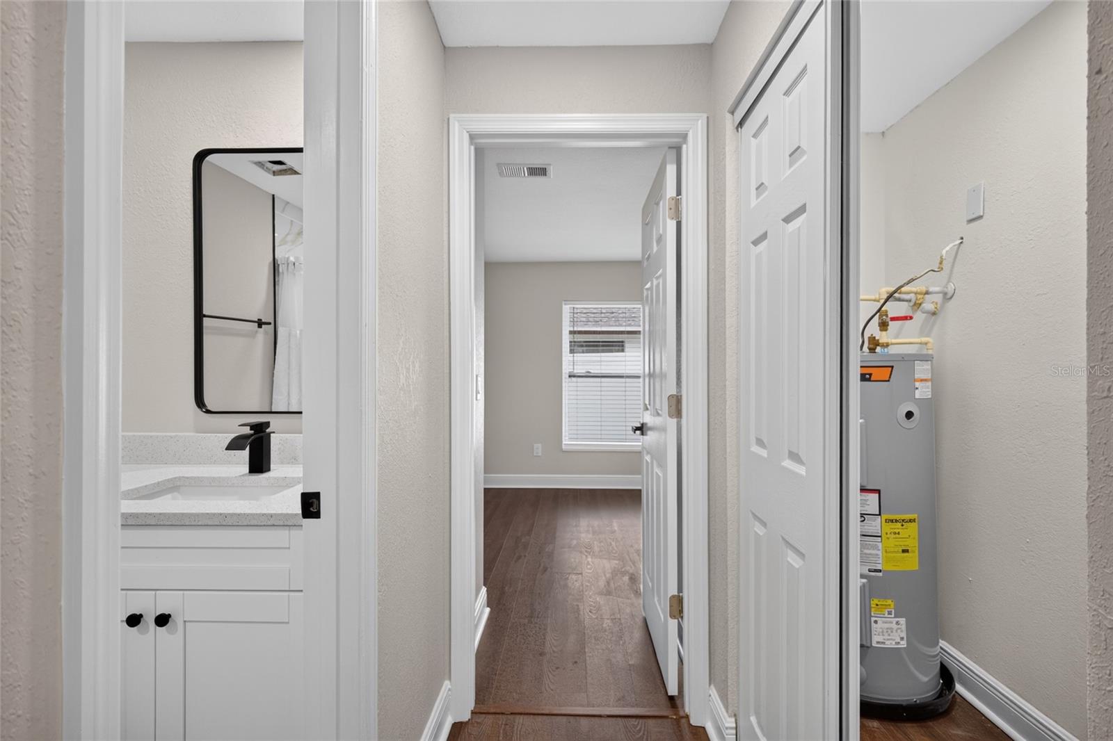 5408 MARLWOOD CT — photo 27