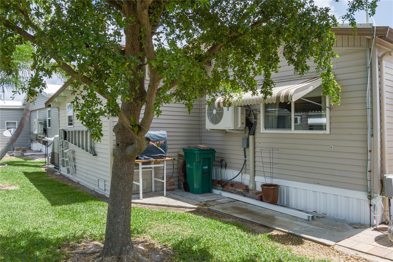 198 TANKEY DR — photo 32