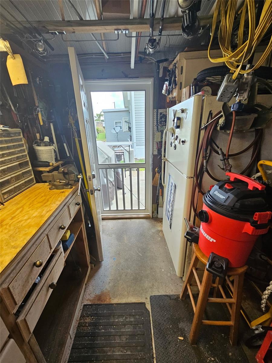 198 TANKEY DR — photo 19