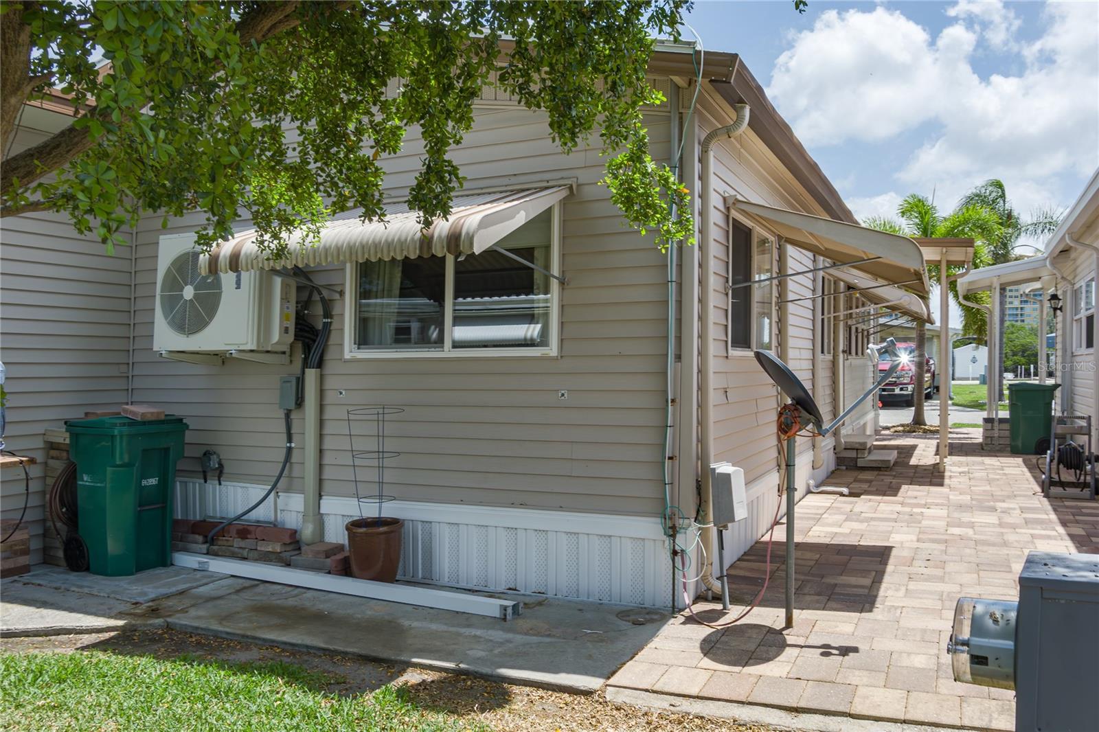 198 TANKEY DR — photo 33