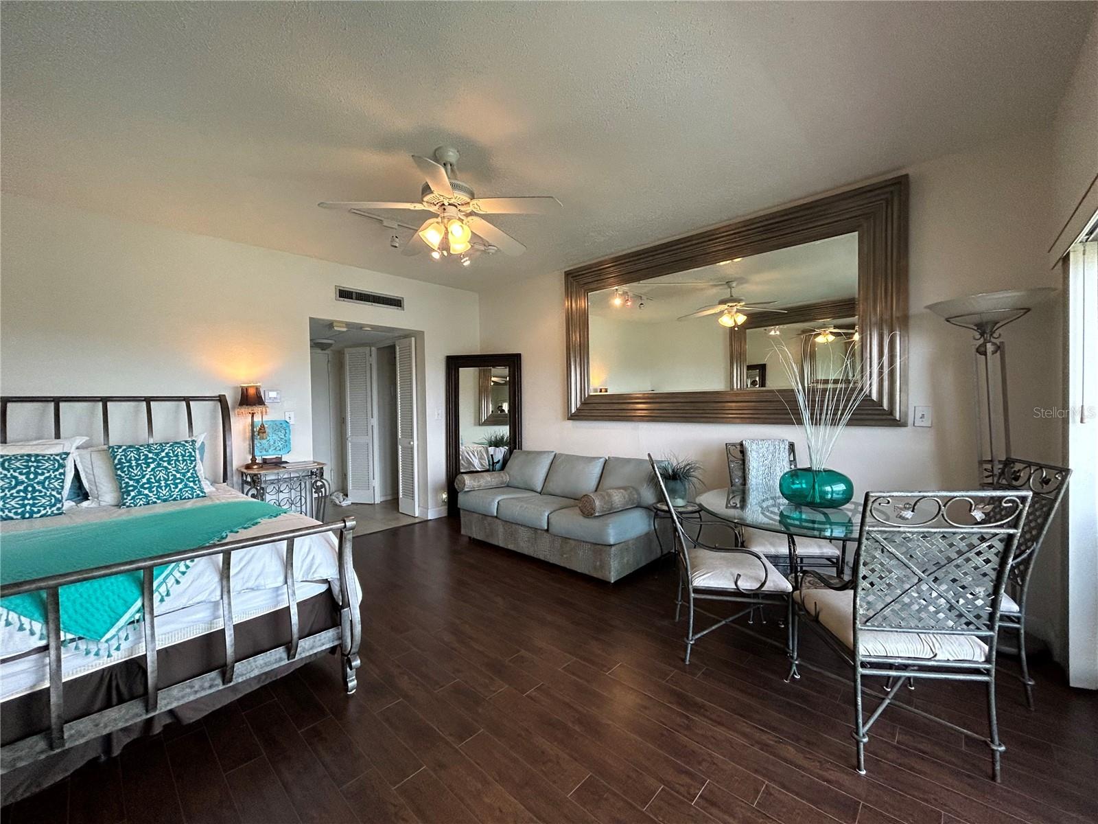 880 MANDALAY AVE #604 — photo 43