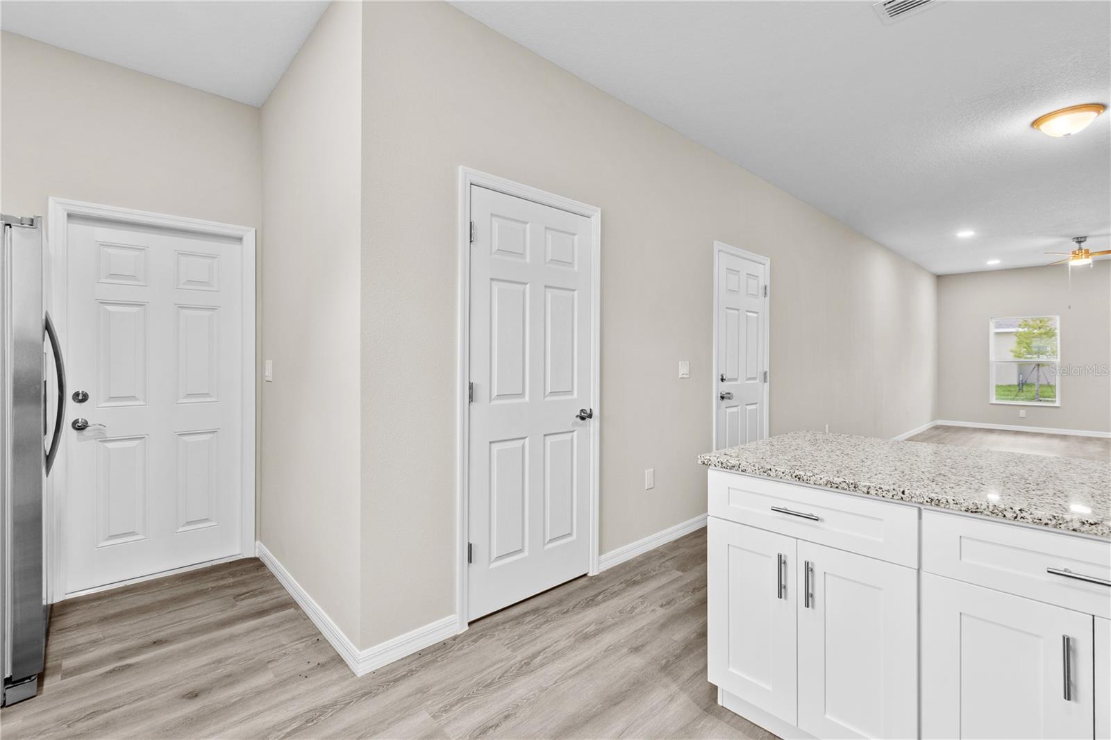 5017 FINDERS CT — photo 20