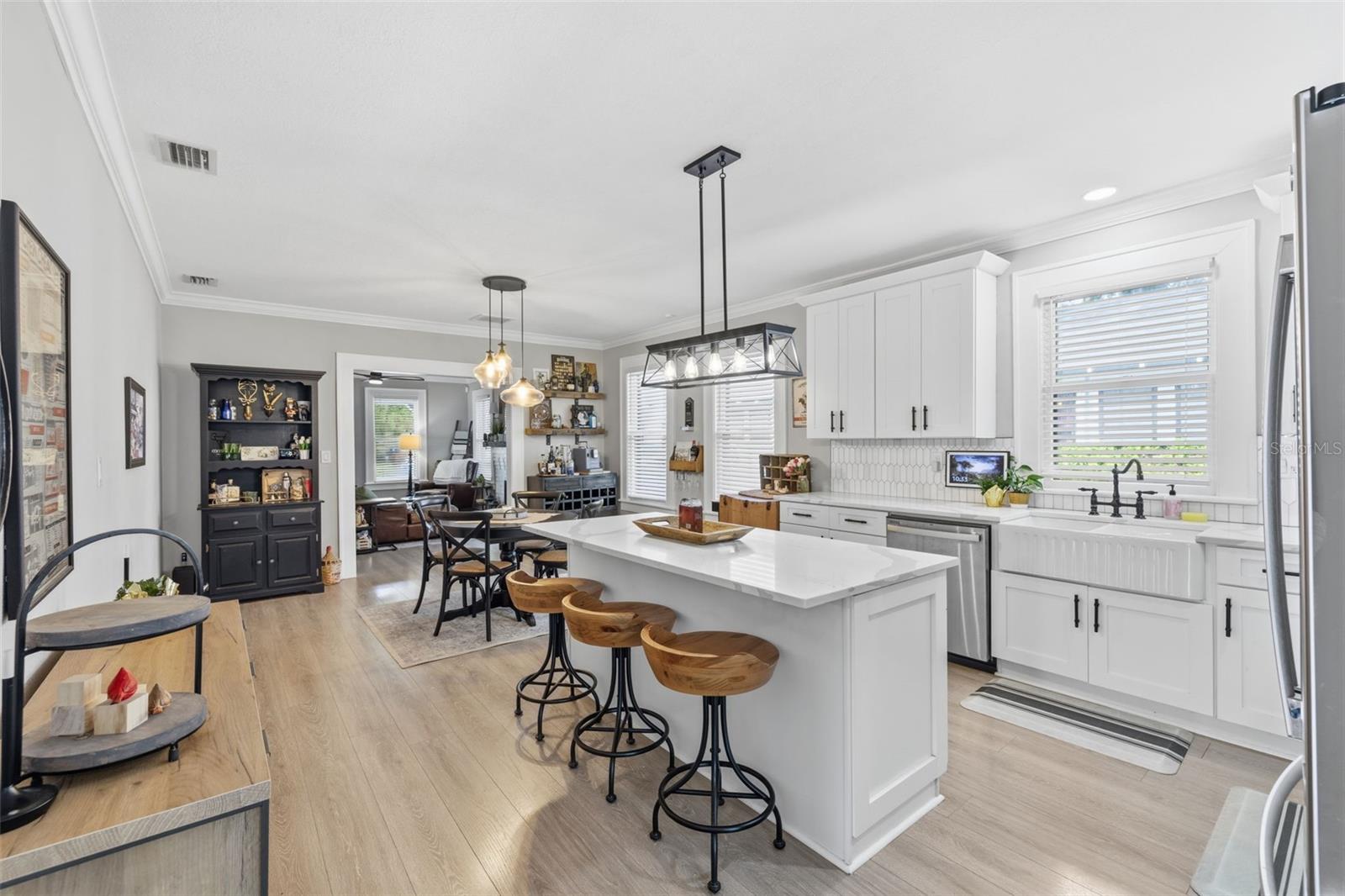 906 E PATTERSON ST — photo 11