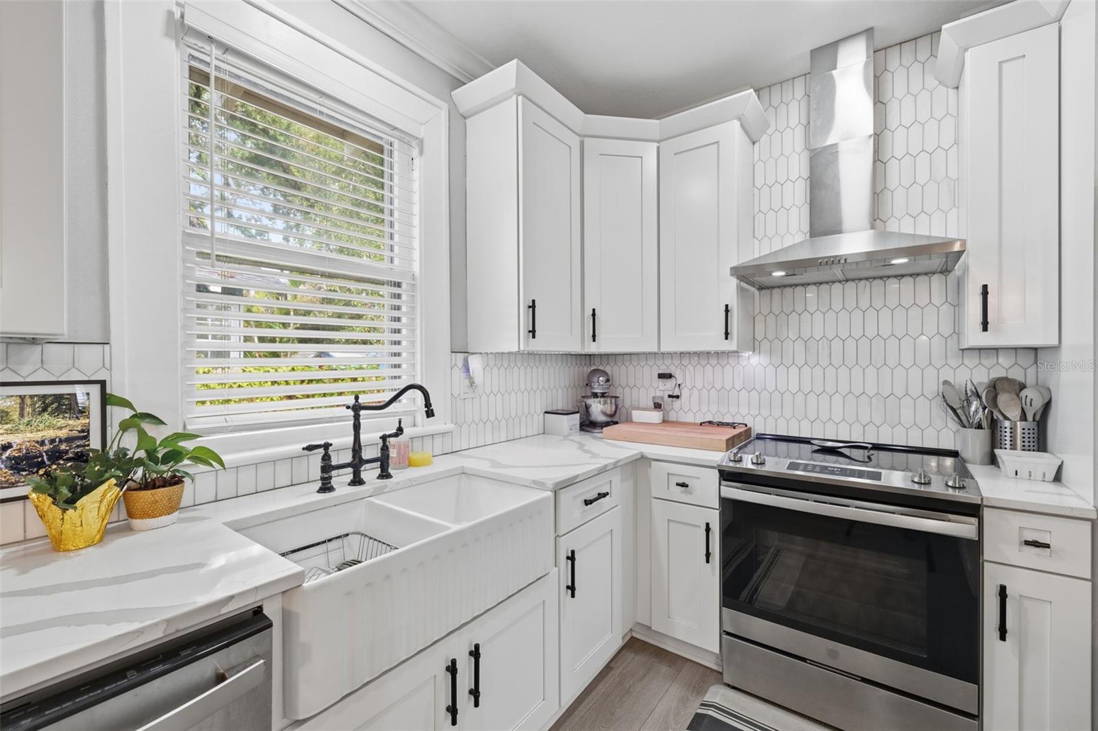 906 E PATTERSON ST — photo 14