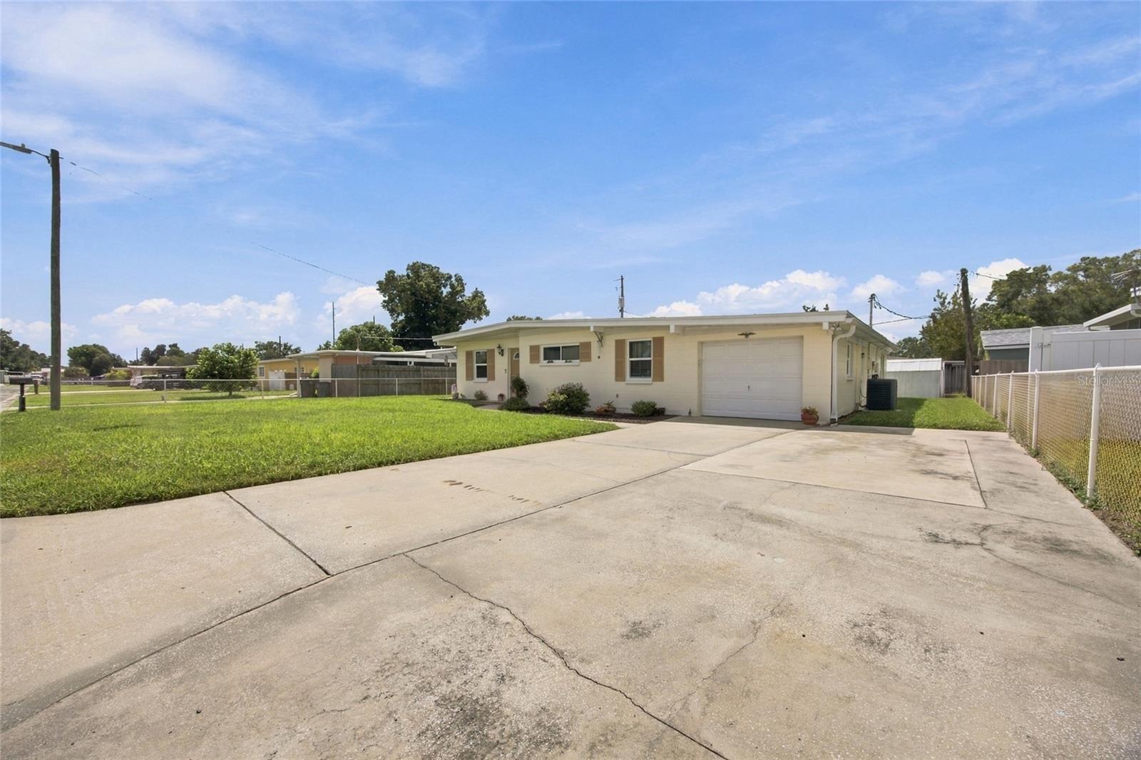 7812 N GOMEZ AVE — photo 47
