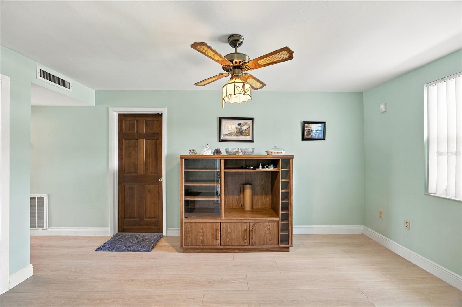 7812 N GOMEZ AVE — photo 31