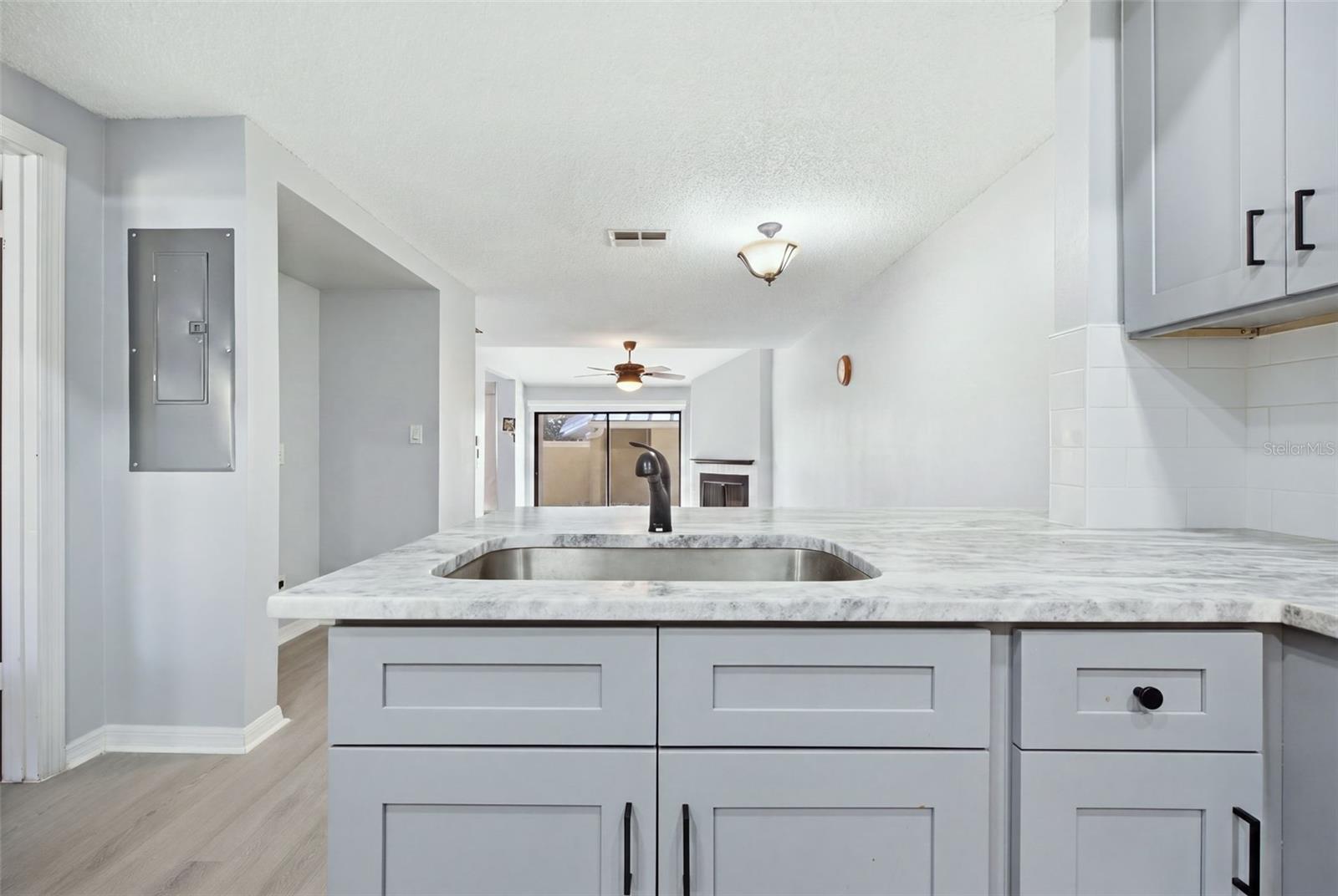 3401 CYPRESS HEAD CT — photo 4
