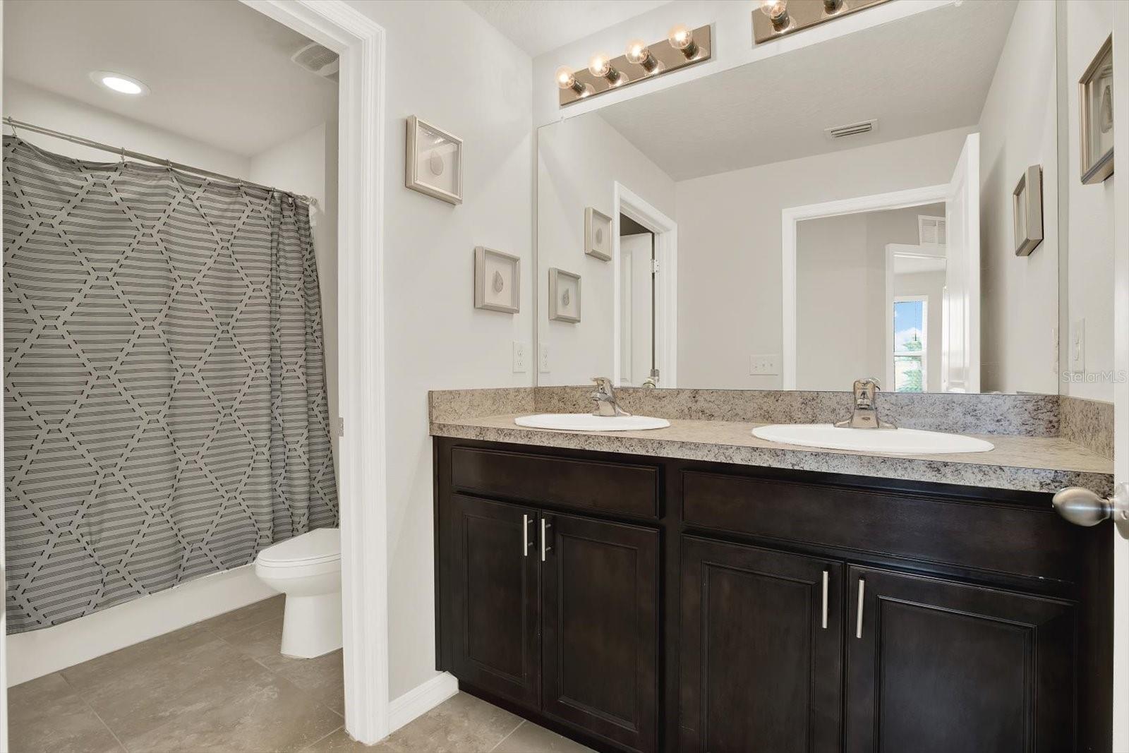 6723 DEVESTA LOOP — photo 27