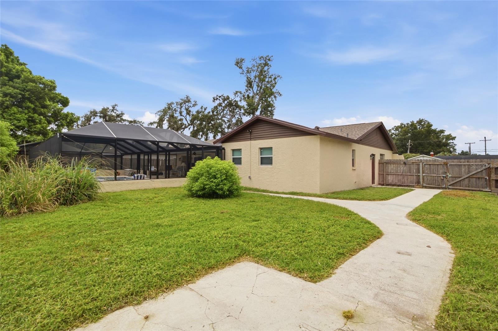 2971 FOREST CIR — photo 36