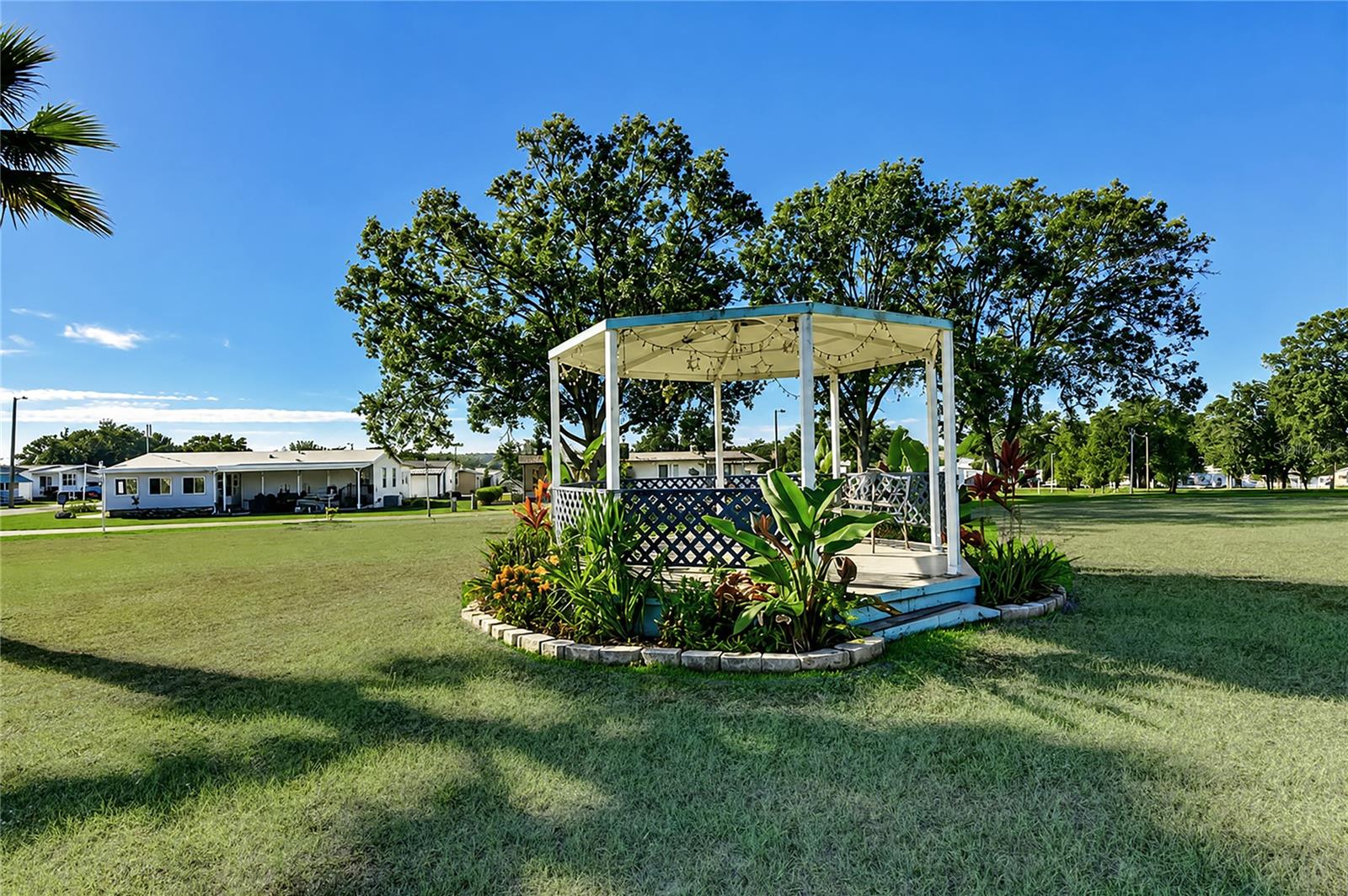 10151 HAMP DR — photo 46