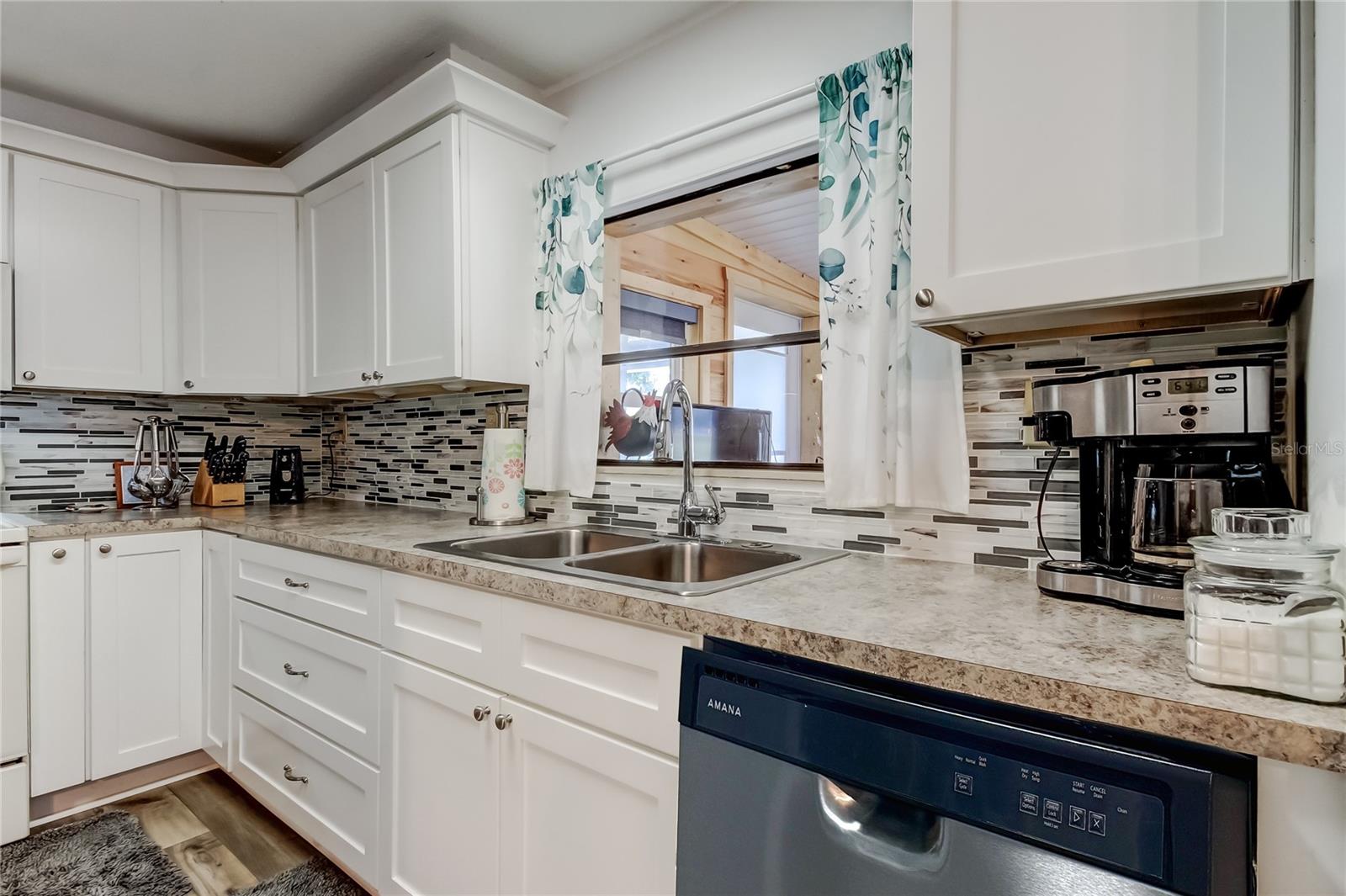 10151 HAMP DR — photo 18