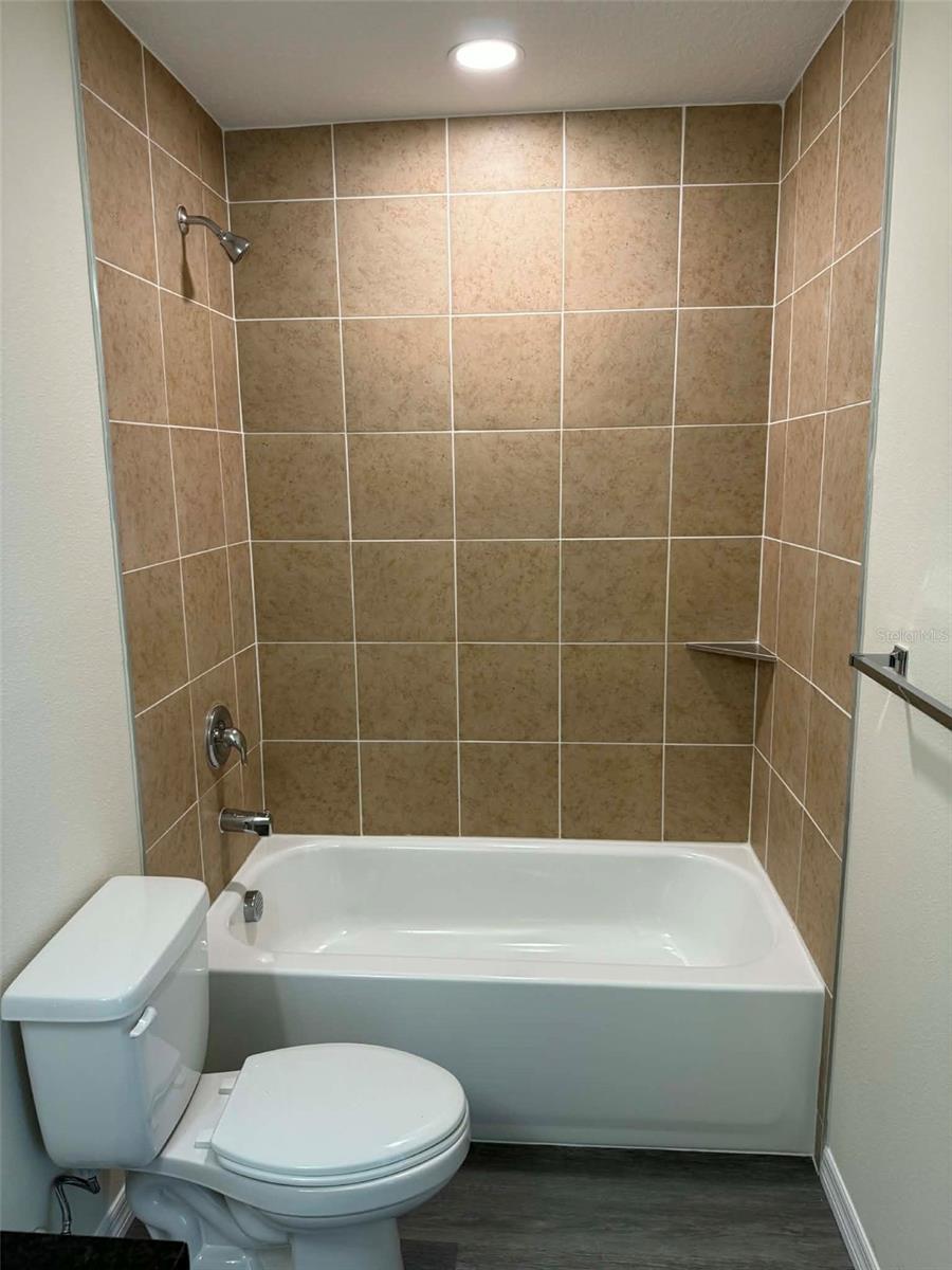 4344 CAMBIO GARDENS CT — photo 20