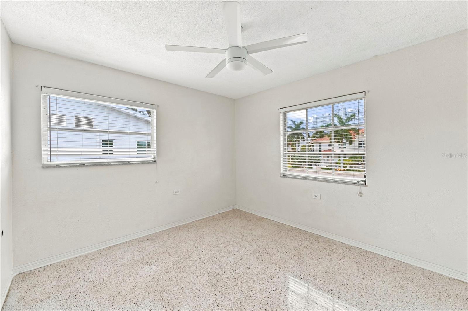 1342 SNELL ISLE BLVD NE #4 — photo 16